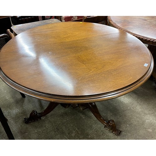 563 - Circular pedestal dining room table 126 cm  diameter