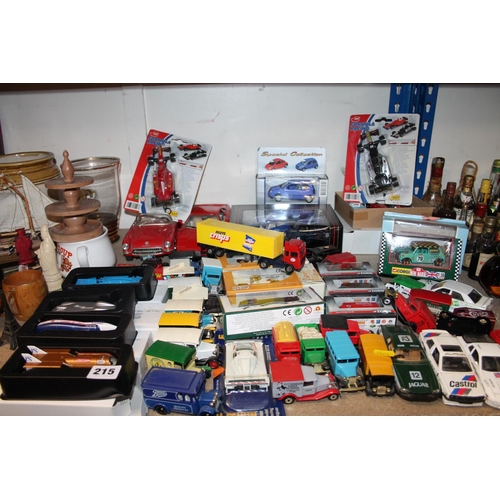 215 - Corgi models, a Mini Cooper set, boxed Days Gone vehicles, and others, etc.