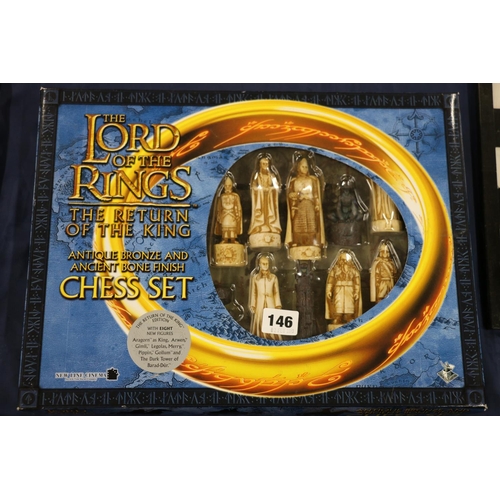 146 - Lord of the Rings, The Return of the King antique bronze and ancient bone finish chess set.