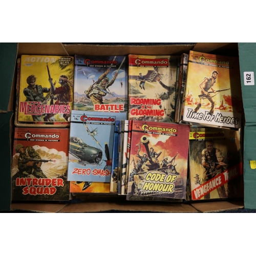 162 - Box containing Commando comics, most editions number in the fifteen and sixteen hundreds, but also n... 