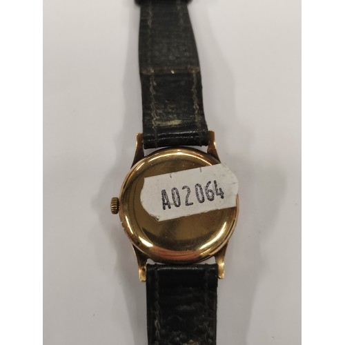 28 - 9ct gold gent's Roamer watch (a/f).