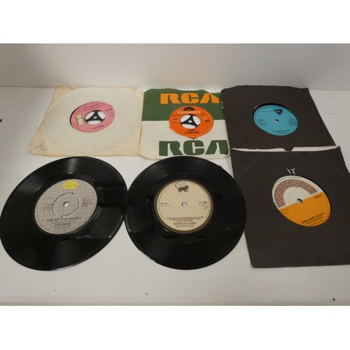 350 - Collection of mainly 60's and 70's singles to include picture single of Jeff Beck Hi Ho Silver Linin... 