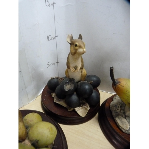 Five Border Fine Arts mouse groups to include a mouse on a banana