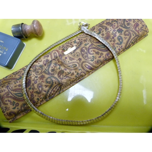 60 - Quantity of costume and other jewellery to include pendants, earrings, chains etc.