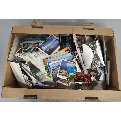 218 - Box containing approximately 800 topographical postcards mostly contemporary although some historica... 