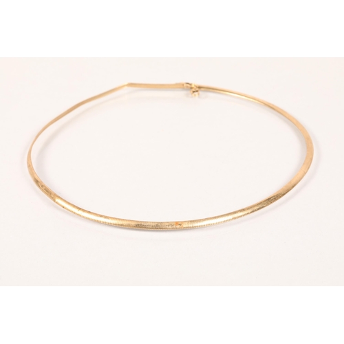 97 - 9 carat yellow gold Italian necklace; 7.1g