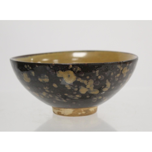 238 - Chinese Jizhou tortoiseshell type pottery bowl, the interior decorated with two flying horses, 13.5c... 