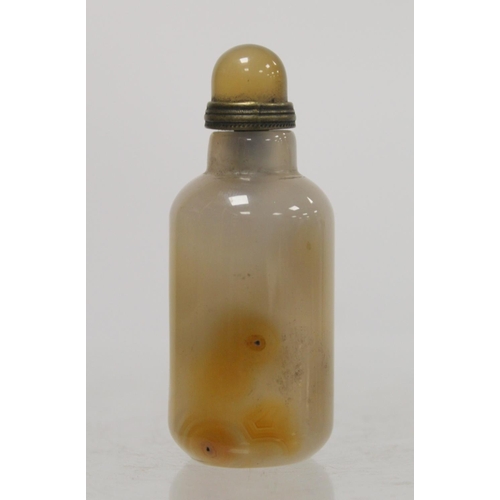 242 - Chinese mottled brown and grey agate snuff bottle of cylindrical form with domed stopper. 8cm high.