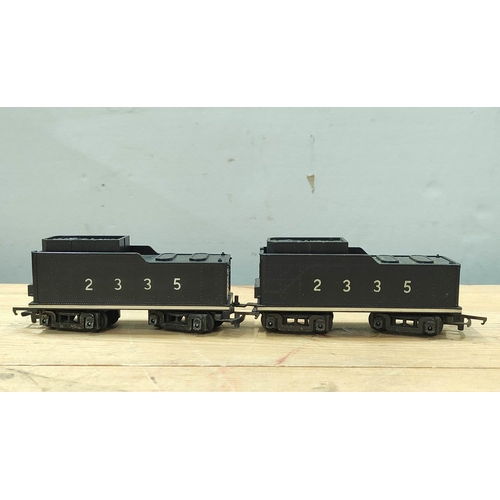 79 - Collection of Tri-ang engines and rolling stock including a R55/57/58 engine with two coal trucks R3... 