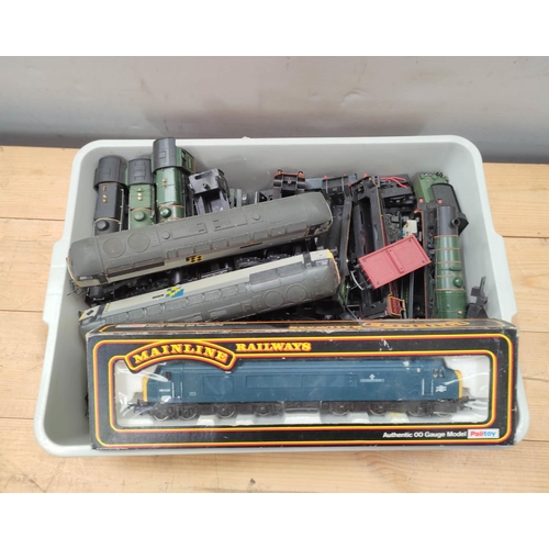 92 - Box of OO gauge Mainline model railway engines and rolling stock including a boxed 37-051 'Mancheste... 