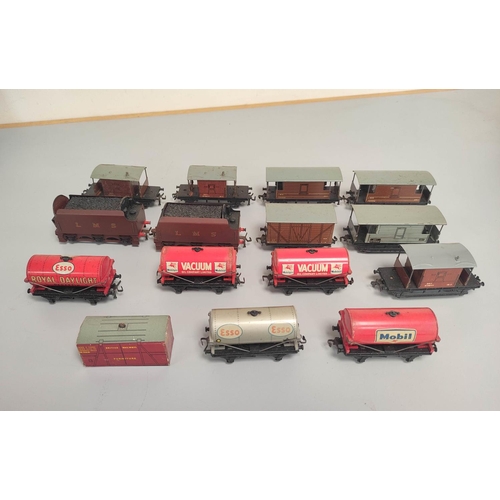 95 - Quantity of vintage Hornby OO gauge rolling stock to include a Mobil Petroleum Tank 32084, Esso 