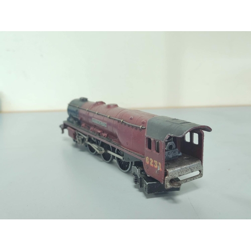 96 - Two Hornby OO gauge 