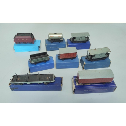 100 - Quantity of vintage Hornby Dublo OO gauge rolling stock to include an Esso Tanker, a LMS Tender D2 C... 