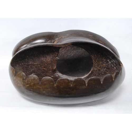 204 - Coco de Mer nut carved in the form of a basket, first part of 20th century, origin Seychelles, appro... 