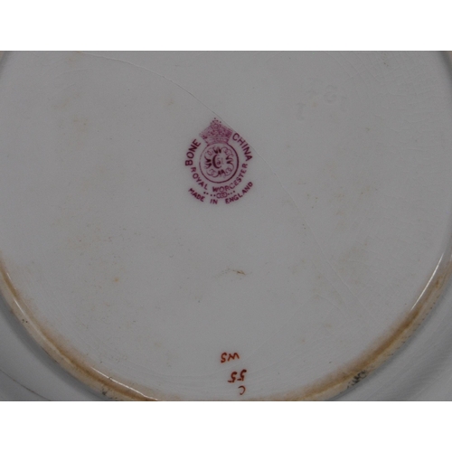 258 - Two Horace Price for Royal Worcester cabinet plates, c. early 20th century, decorated with hand-pain... 