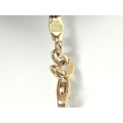 80 - 9ct gold plaited wire necklet with pearls. 5.6g