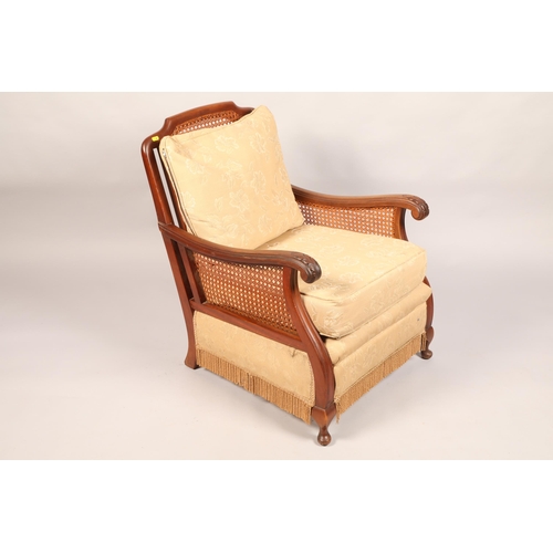 510 - Three seat Bergere seat with two arm chairs