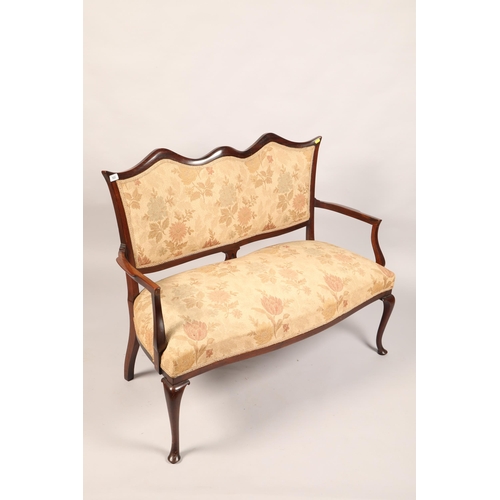 522 - Edwardian mahogany two seater settee