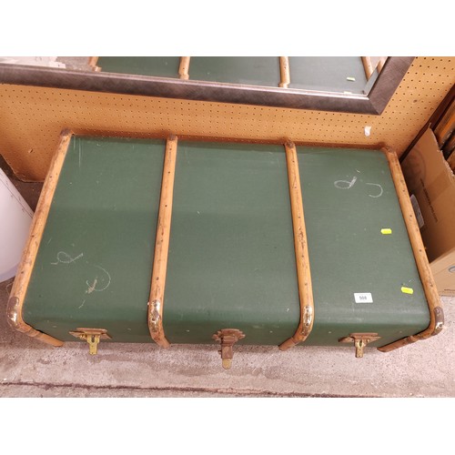 508 - Large green travel trunk with two leather suitcases (3)