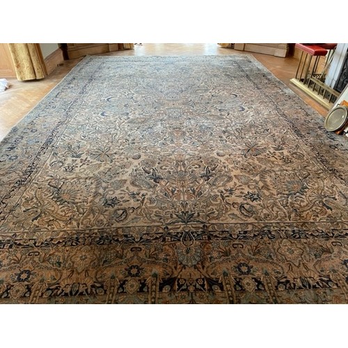 501 - Fine large Persian Kirman carpet with overall foliate decoration of palmettes and other motifs withi... 