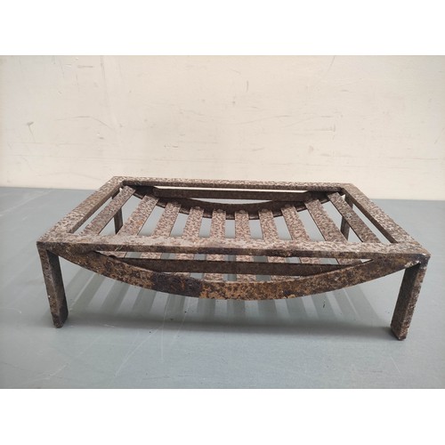 624 - Cast metal curved fire front and a dished grate bottom.  (2).