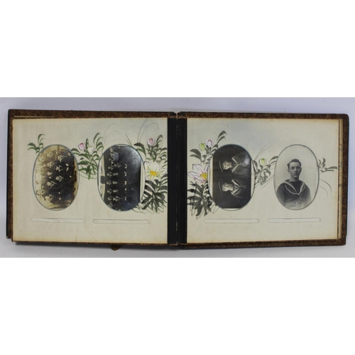 194 - Near pair of early 20th century Japanese lacquer photograph albums, one containing photographs inclu... 