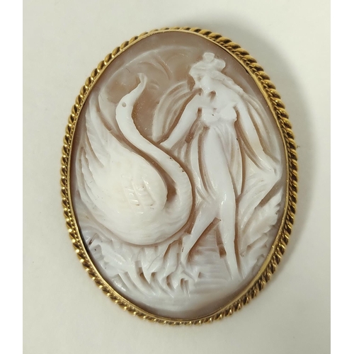 99 - Cameo brooch carved with Leda and the swan, 9ct gold.