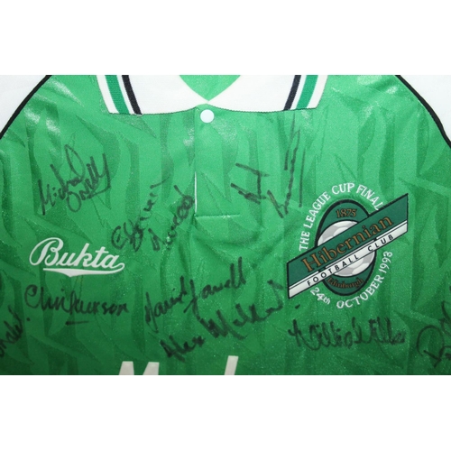 186 - Framed Hibernian Football Club shirt signed from the League Cup Final 24th October 1993 squad