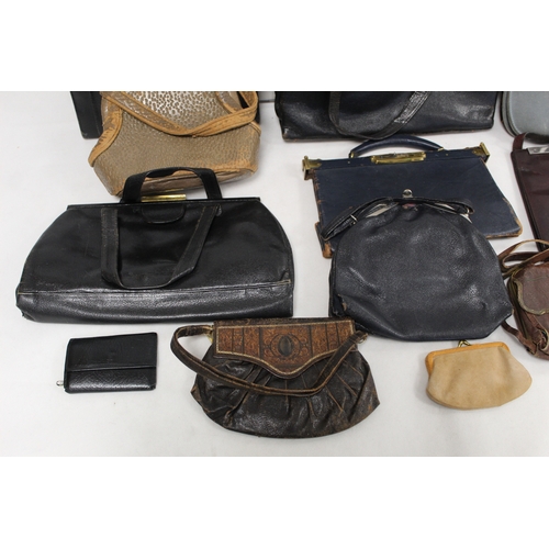 417 - Collection of various lady's vintage handbags.