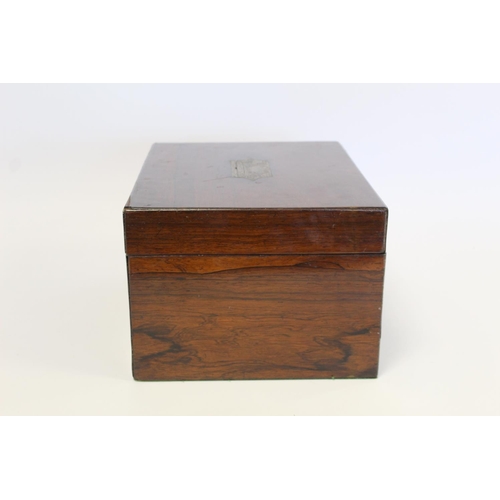 391 - Victorian rosewood lady's travelling toilet or vanity box with inlaid brass handle and escutcheon, f... 