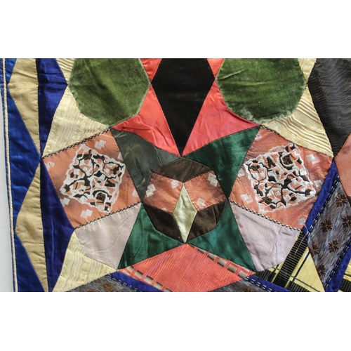 413 - Exceptionally fine and large antique pieced mosaic patchwork quilt, probably American, worked in pol... 