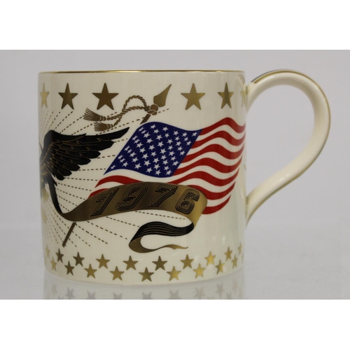 320 - Wedgwood commemorative one pint mug for the American Bicentennial of Independence, designed by Richa... 