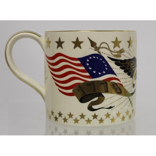 320 - Wedgwood commemorative one pint mug for the American Bicentennial of Independence, designed by Richa... 