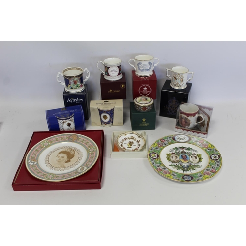 359 - Collection of Royal commemorative ware for Queen Elizabeth II including 40th Anniversary of Successi... 