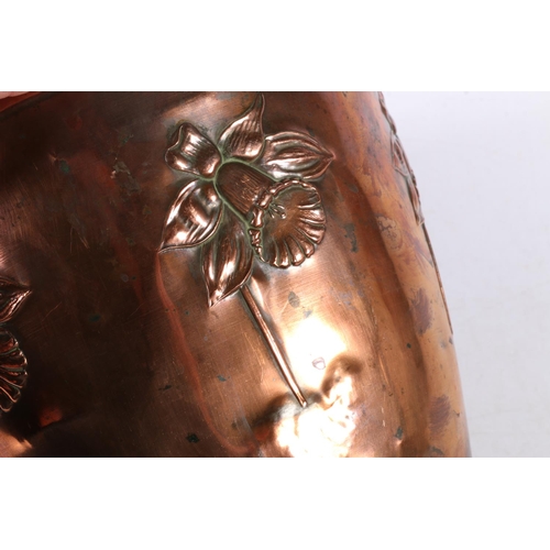 94 - Art Nouveau style copper planter, decorated with relief daffodils, signed 'J S & S' (Joseph Sank... 