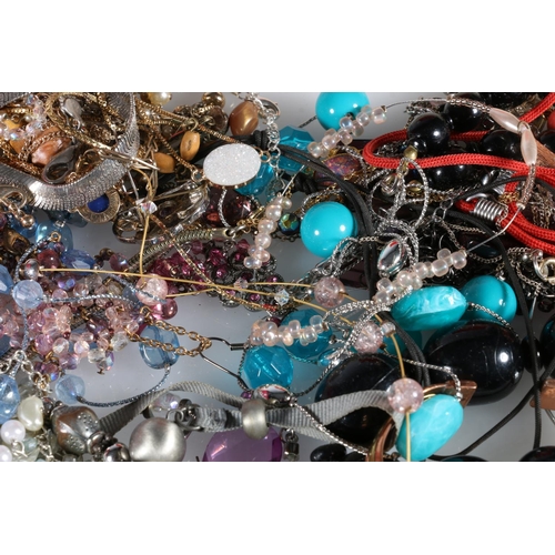 461 - Costume jewellery to include rings, chains, earrings, etc.