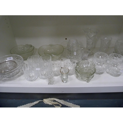 198 - Glass and crystal to include vases, jugs, dishes, tumblers, pressed glass, apple-shaped fruit dishes... 