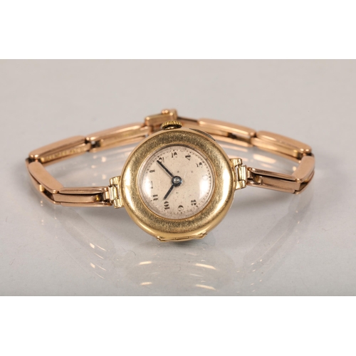 88 - 18 ct  yellow gold cased wristwatch; on a 15 ct yellow gold expanding strap22g