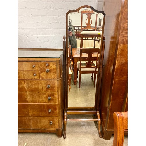 487 - 20th century Art Deco mahogany six piece bedroom suite; comprising mirror back dressing table; pot c... 