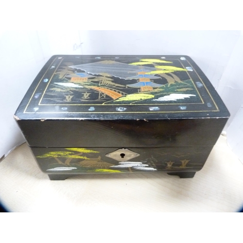 126 - Group of Japanese and oriental collectables to include a lacquered circular box, jewellery boxes and... 