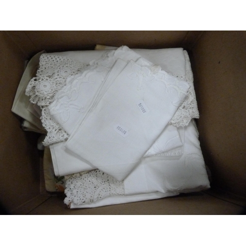 267 - Carton containing a tartan blanket, napery and linen.