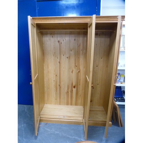 355 - Large modern pine three-door wardrobe.