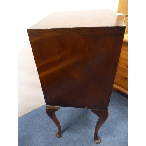 506 - Mahogany pot cupboard on pad feet.