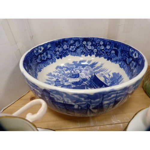 92 - Ceramics to include boxed set of four Royal Doulton pin dishes, Sylvac jug, blue and white bowl and ... 