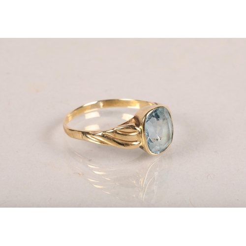 92A - 9 carat yellow gold and aquamarine set ring; ring size O; 1.9g gross weight