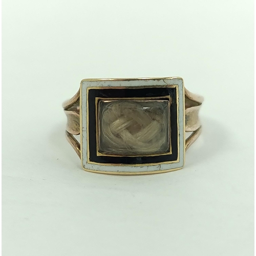 170H - Georgian ribbed gold mourning ring, with curved locket, surrounded by black and white enamel, 'W. Bi... 