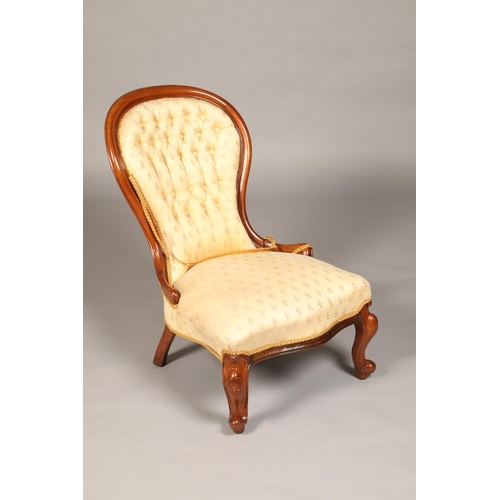 549 - Victorian walnut Spoon Backed Chair