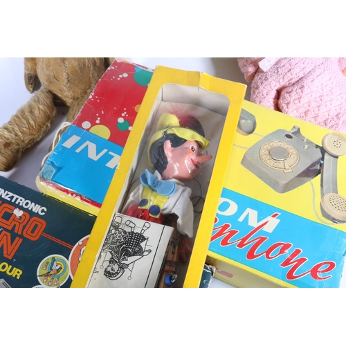 77 - Vintage toys to include Pelham puppet Pinocchio boxed, Prinztronic Micro Ten deluxe colour tv game b... 