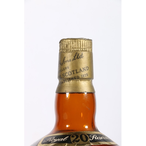 Bell's Royal Reserve 20 ans Blended Scotch Whisky – Québec Whisky