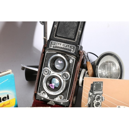Rolleiflex DBP DBGM twin lens reflex TLR camera, serial number